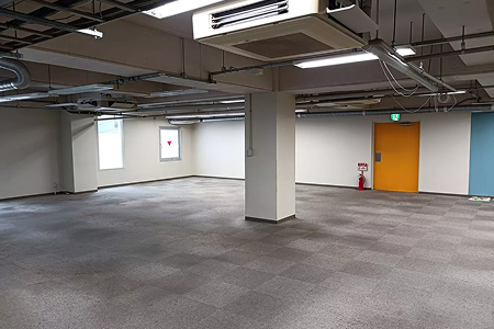 天神オフィスに移転