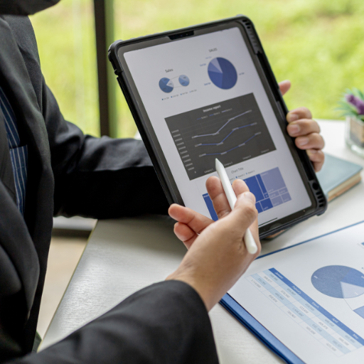 利益構造の安定化からブランドの中長期成長まで、一気通貫で支援